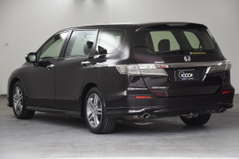 2012 Honda Odyssey 4th Gen Luxury Wagon Image 3
