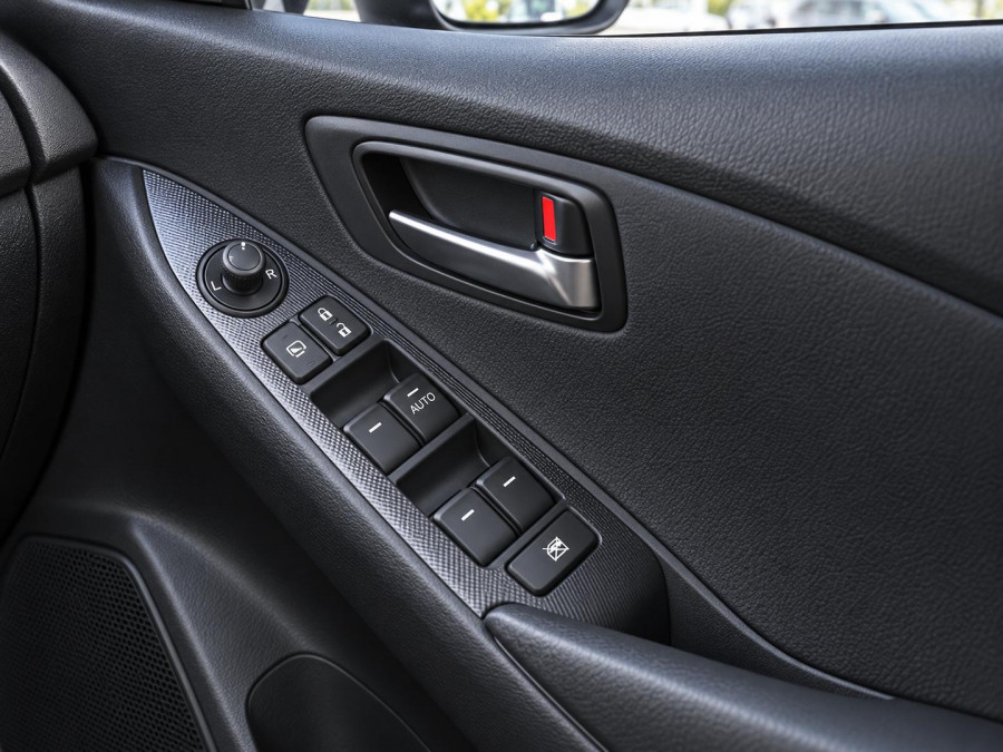 2026 Mazda 2 DJ Series G15 Evolve Hatch Image 11