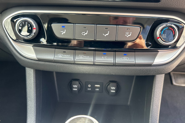 2017 MY18 Hyundai i30 PD Active Hatch Image 17