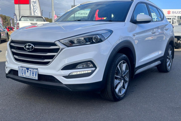 2017 Hyundai Tucson TLe Active X SUV Image 4