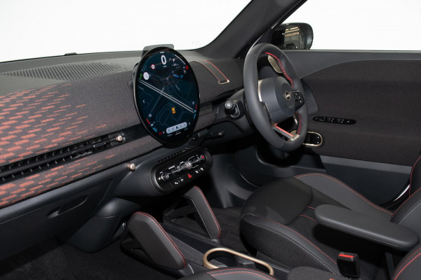 2025 MINI Aceman J05 JCW E Favoured Hatch image 8