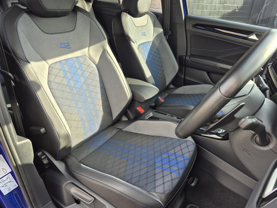 2023 Volkswagen T-Roc D11 R SUV Image 5