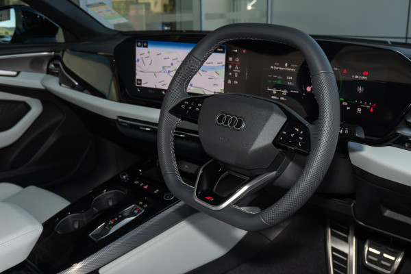 2025 Audi A5 B10 e-hybrid S-Line Sedan image 6