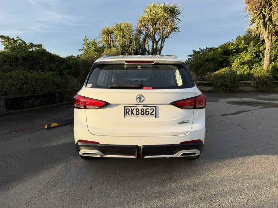 2025 MG ZS ZS32 Essence Hybrid+ SUV Image 5