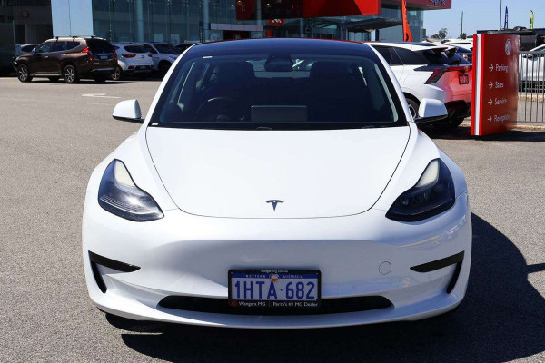 2022 Tesla Model 3  Rear-Wheel Drive Sedan Image 4
