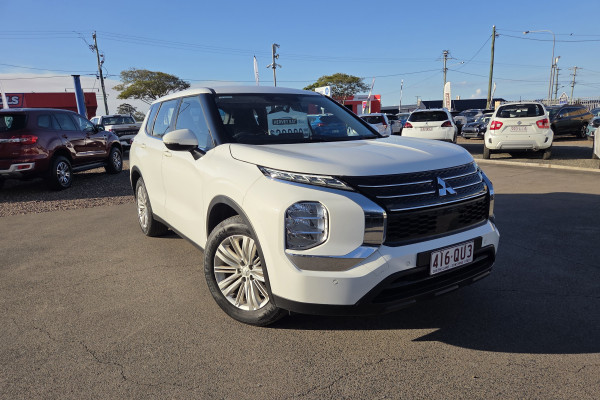 2023 MY24 Mitsubishi Outlander ZM ES SUV