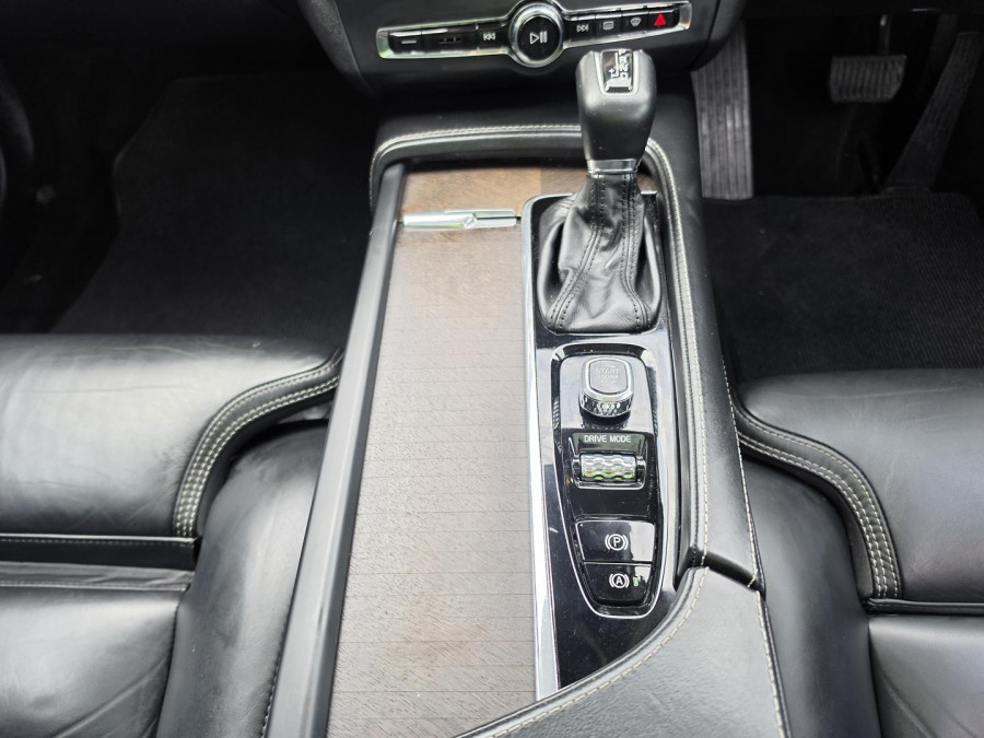 2019 Volvo V90 Cross Country P Series D5 Wagon Image 21