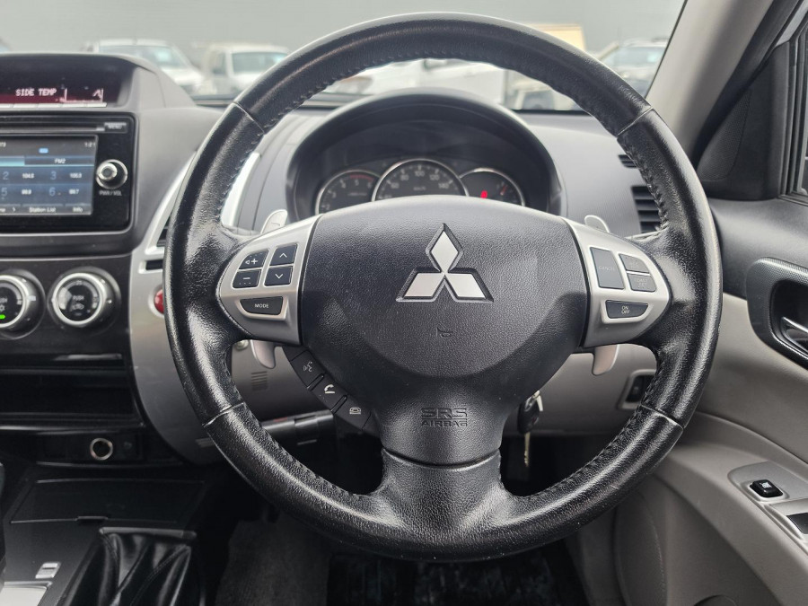 2014 Mitsubishi Challenger PC LS SUV Image 18