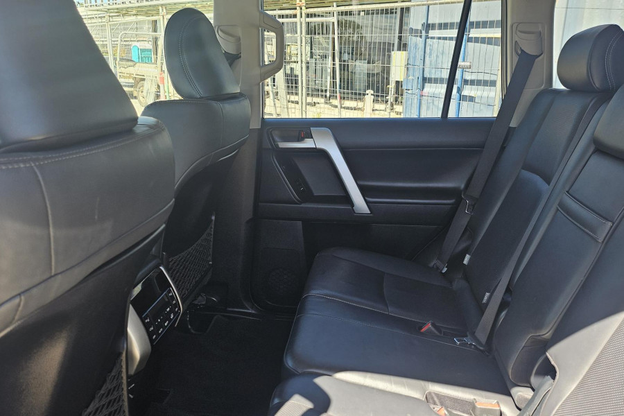2021 Toyota LandCruiser Prado GDJ150R Kakadu SUV Image 11