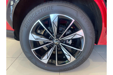 2024 MY24.5 MG HS AS33 Essence SUV
