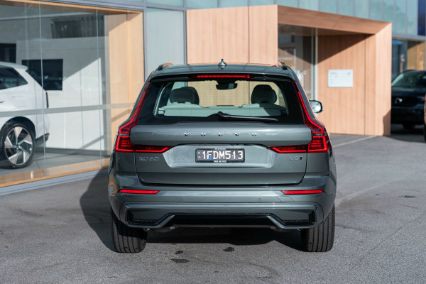 2026 Volvo XC60 UZ Ultra B5 Dark SUV Image 8