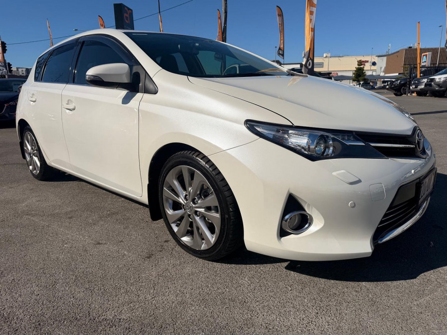 2014 Toyota Corolla ZRE182R Levin ZR Hatch Image 4