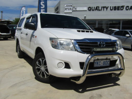 Toyota HiLux SR KUN16R 