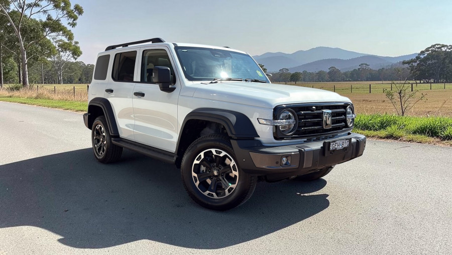 2026 GWM Tank 300 P01 Ultra Hi4-T PHEV SUV Image 1