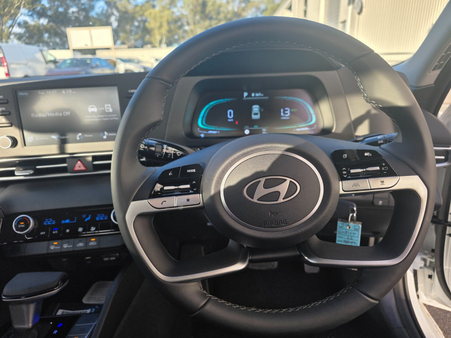 2026 Hyundai i30 CN7.V4 Hybrid Sedan Image 15
