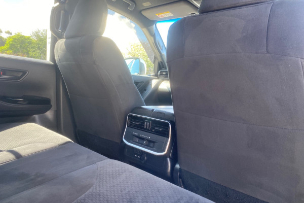 2023 Toyota LandCruiser FJA300R GXL SUV Image 17