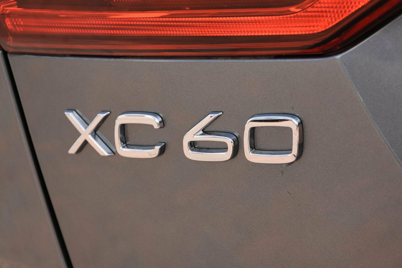 2019 MY20 Volvo XC60 UZ D4 Inscription SUV Image 19