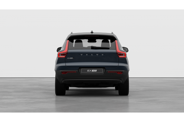 2026 Volvo EX40  Ultra Twin Motor Performance SUV Image 4