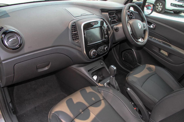 2018 Renault Captur J8 Hatchback Hatchback