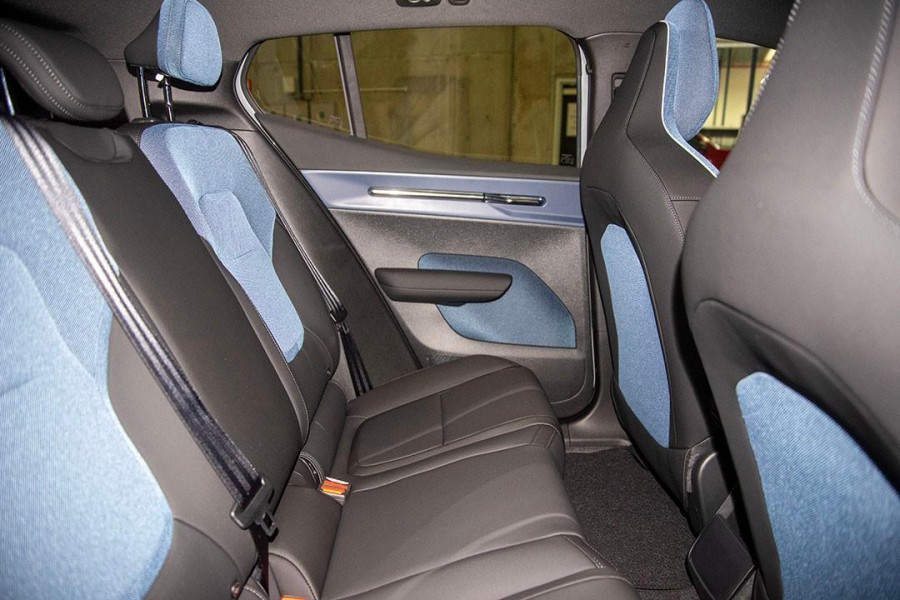 2024 MY25 Volvo EX30  Twin Motor Performance Ultra SUV Image 9