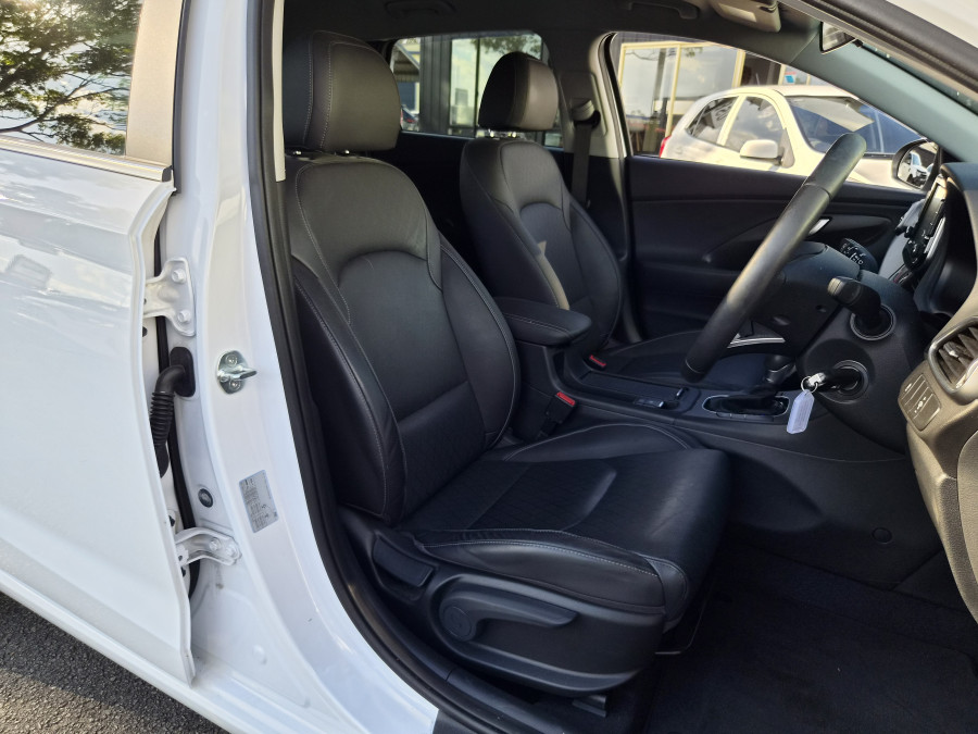 2021 MY22 Hyundai i30 PD.V4 Active Hatch Image 11