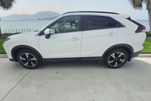 2024 Mitsubishi Eclipse Cross YB LS SUV Image 4