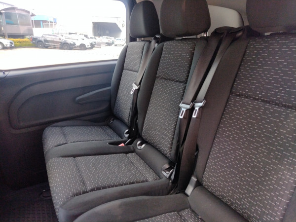 2021 Mercedes-Benz Vito 447 Van image 10