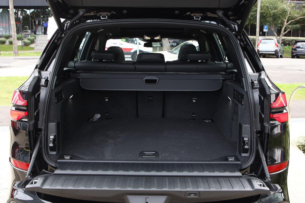 2025 BMW X5 G05 LCI xDrive40i M Sport SUV image 10