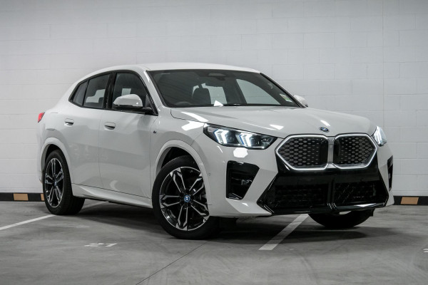 BMW iX2 xDrive30 M Sport U10