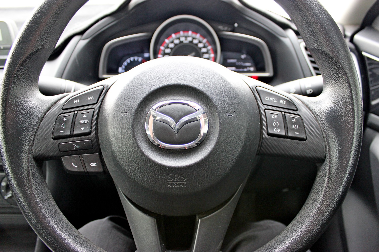 2014 Mazda Mazda3 BM5276 Neo Sedan Image 19