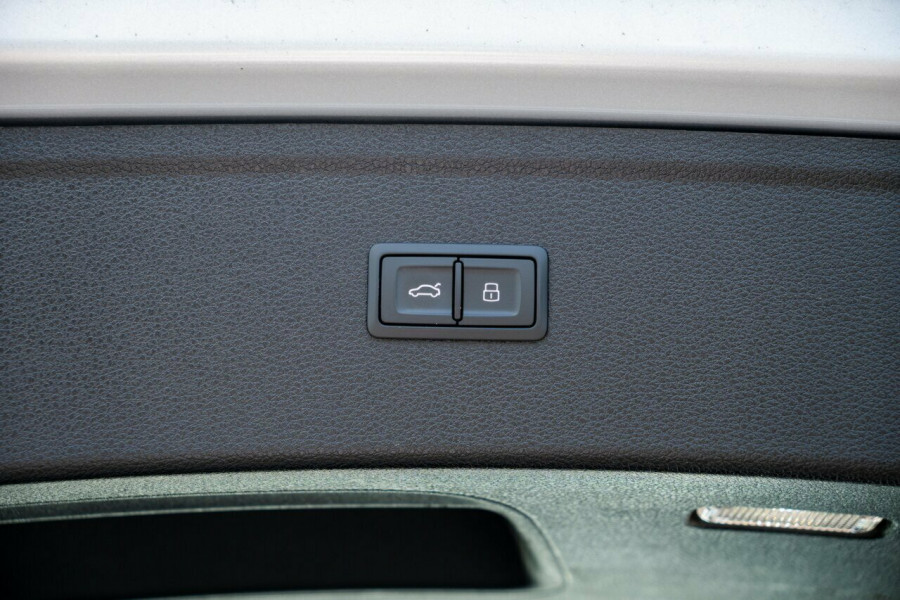 2022 MY23 Audi Q5 FY 40 TDI Sport SUV Image 9
