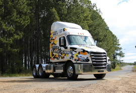 Freightliner Cascadia 6x4 Prime Mover 116 