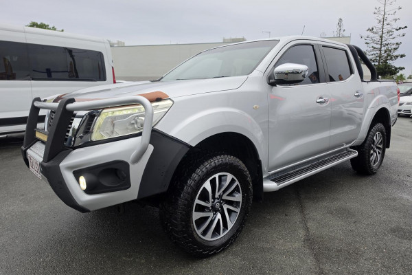 2015 Nissan Navara D23 ST Dual Cab Pickup Image 3