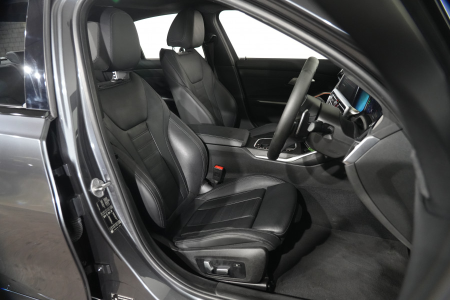 2021 BMW 3 Series 30i M Sport Sedan