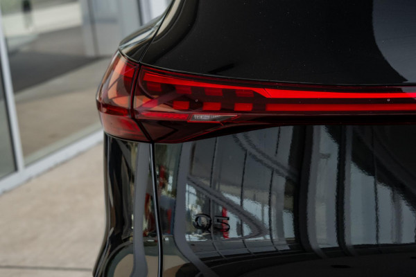 2026 Audi Q5 e-hybrid 270kW SUV image 23