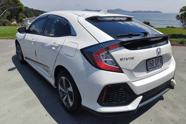 2019 Honda Civic 10th Gen VTi Hatch Image 5