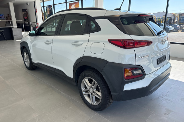 2018 Hyundai KONA OS Active SUV Image 4