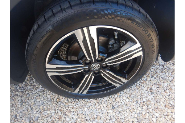 2019 MG ZS AZS1 Excite SUV Image 15