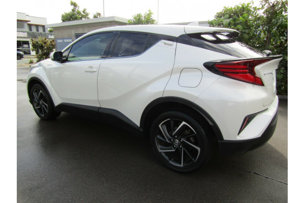 2020 Toyota C-HR NGX Koba SUV Image 5