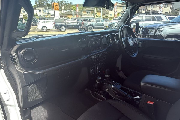 2022 Jeep Wrangler JL Unlimited Night Eagle SUV Image 33
