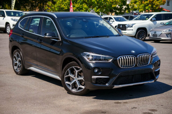 2015 BMW X1 F48 sDrive20i SUV Image 1