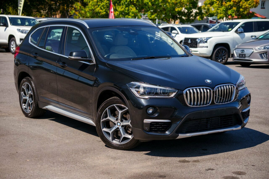 2015 BMW X1 F48 sDrive20i SUV Image 1
