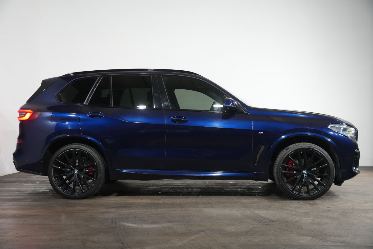 2021 BMW X5 M50i SUV