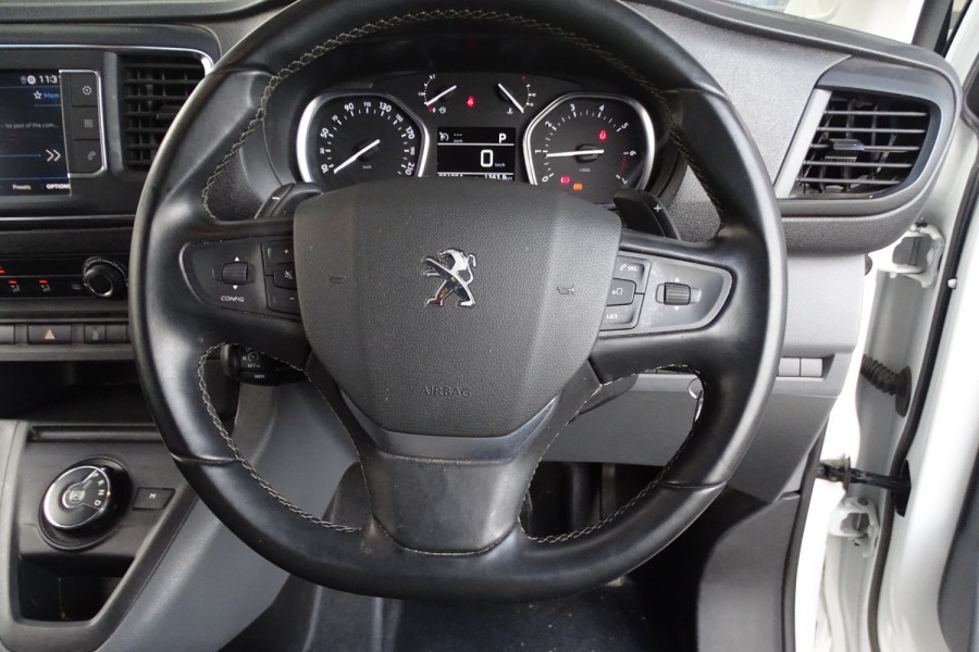 2022 Peugeot Expert K0 Pro Van Image 19