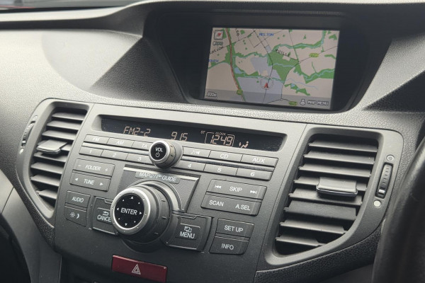 2012 Honda Accord Euro 8th Gen Luxury Sedan Image 14