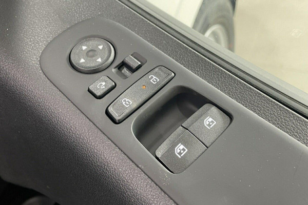 2025 Hyundai Staria Load US4.V3  Van