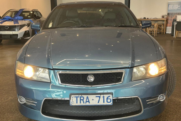 2005 HSV Senator Z  Sedan Image 2