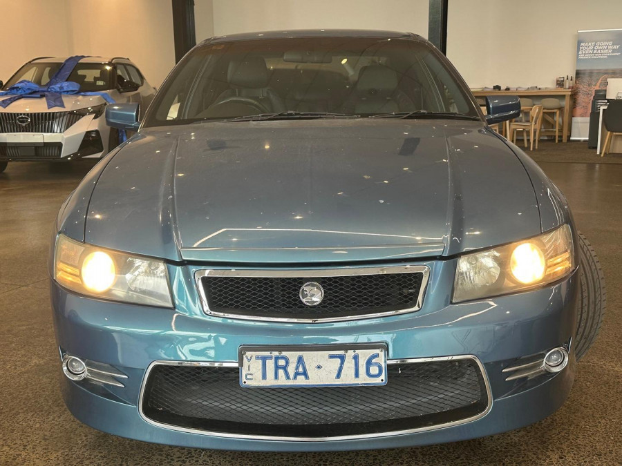 2005 HSV Senator Z  Sedan Image 2