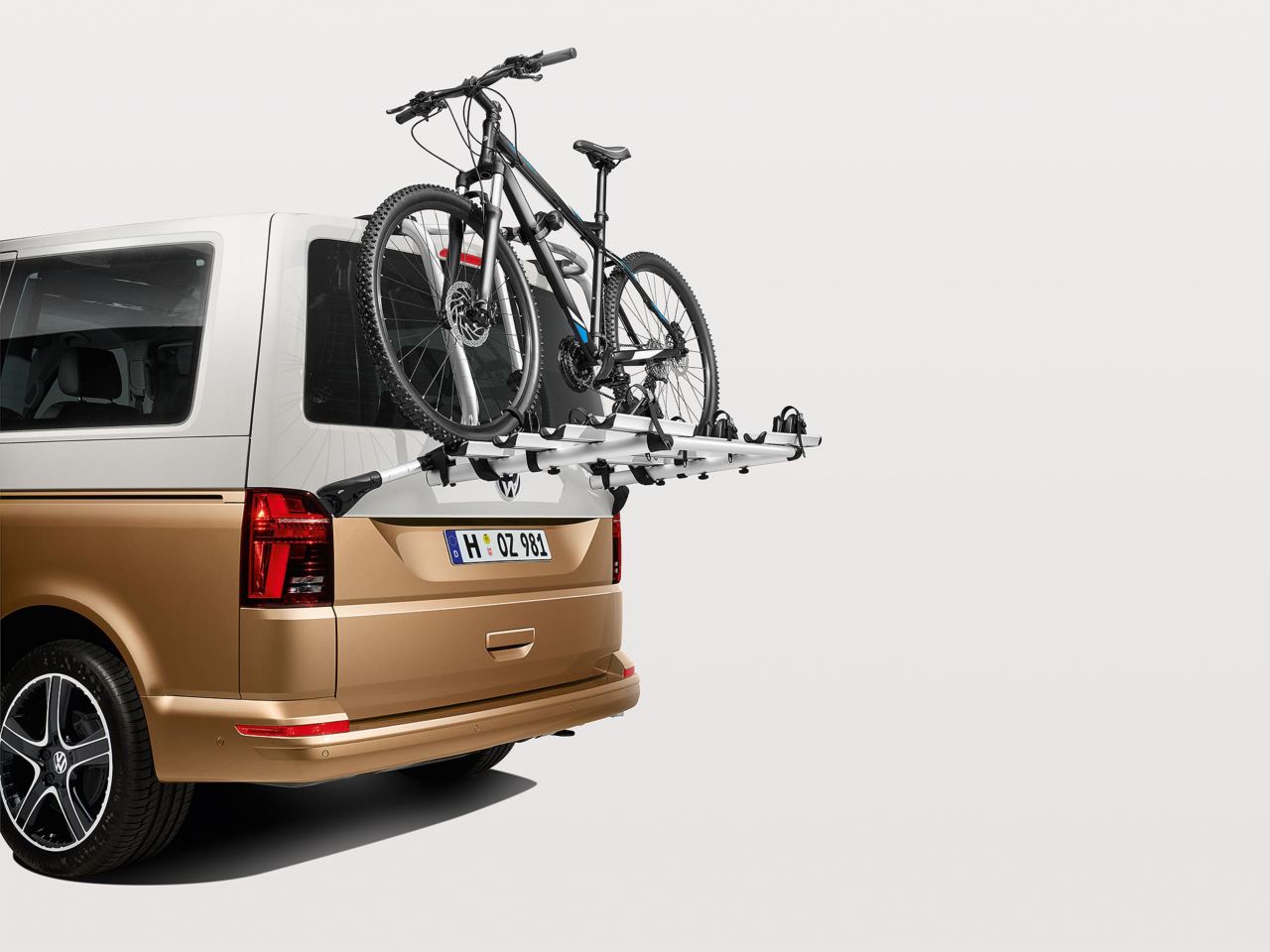 Designed to work around you Bicycle tailgate carrier Image