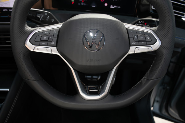 2026 Volkswagen Tiguan CT 150TSI R-Line SUV Image 11
